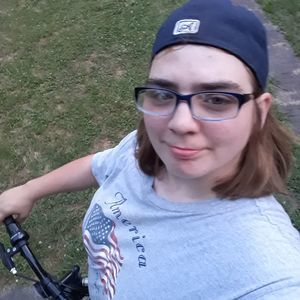 Meet your Posher, Becky